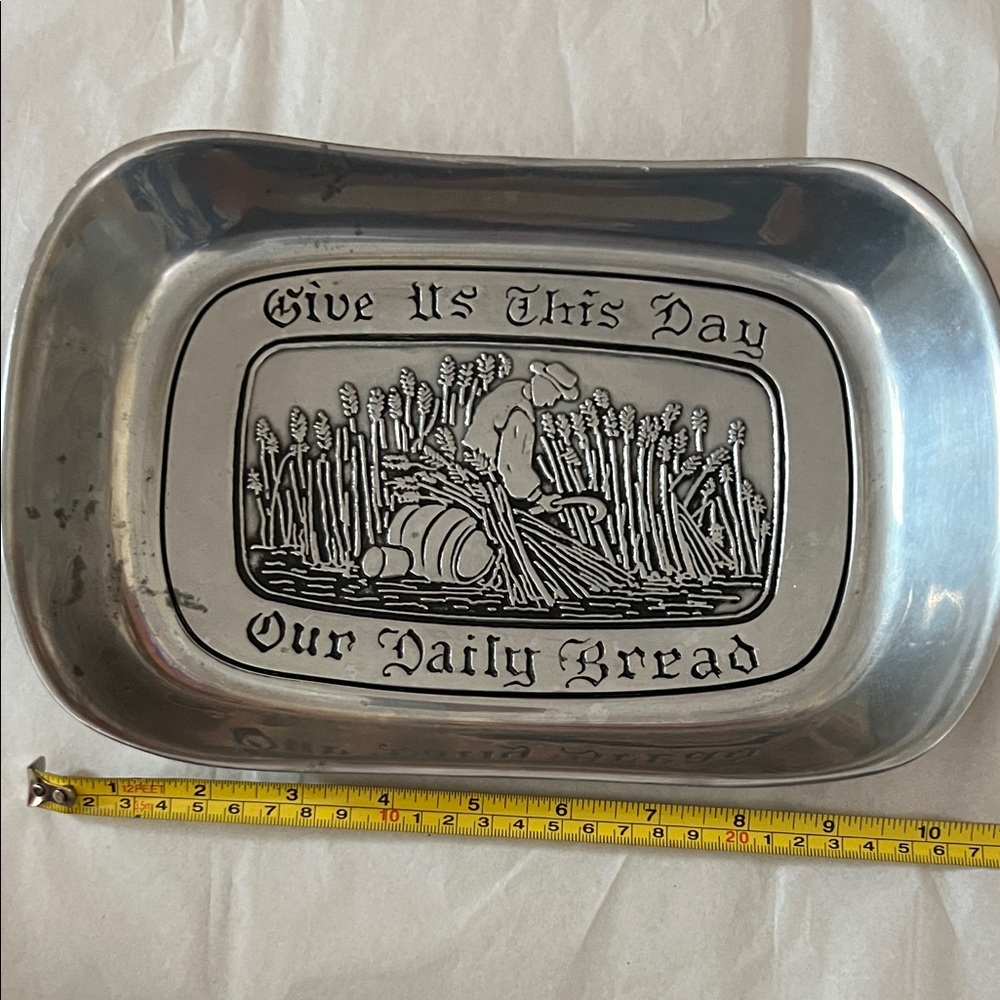 Vintage Wilton Armetale Serving Tray